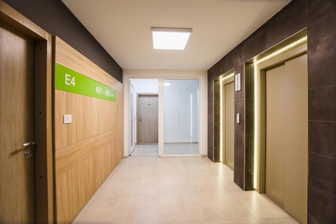 Bright & Elegant Central Apartment Oradea Eksteriør billede