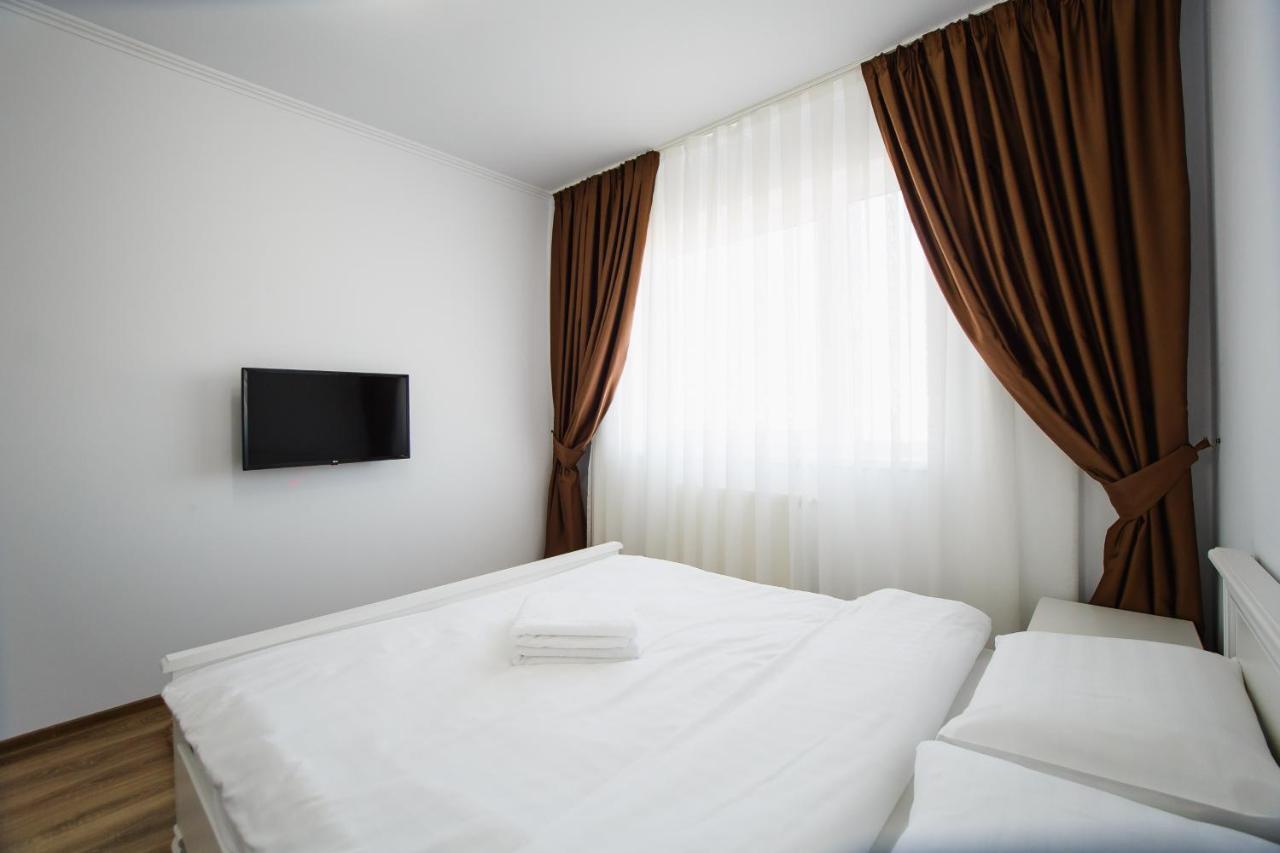 Bright & Elegant Central Apartment Oradea Eksteriør billede